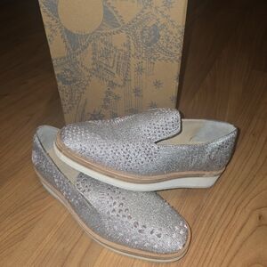 Free People Sz 38 Silver Slip-On Loafers New In Box